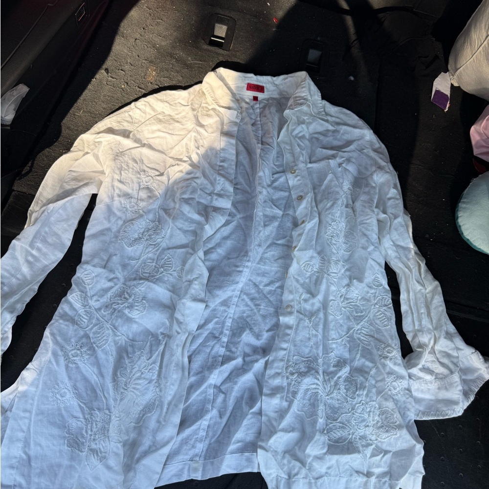 Nadine H. White Button-Up Shirt